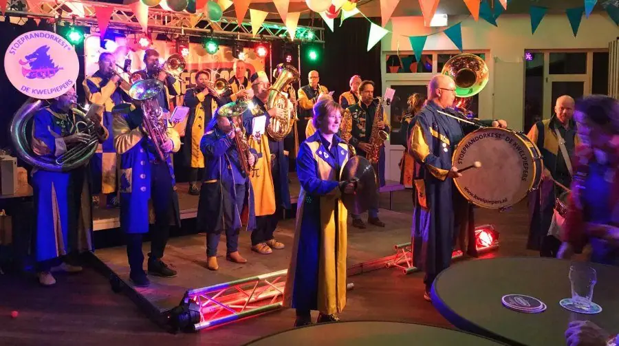Nieuwjaarsblaos bij De Vèrrekesblaos